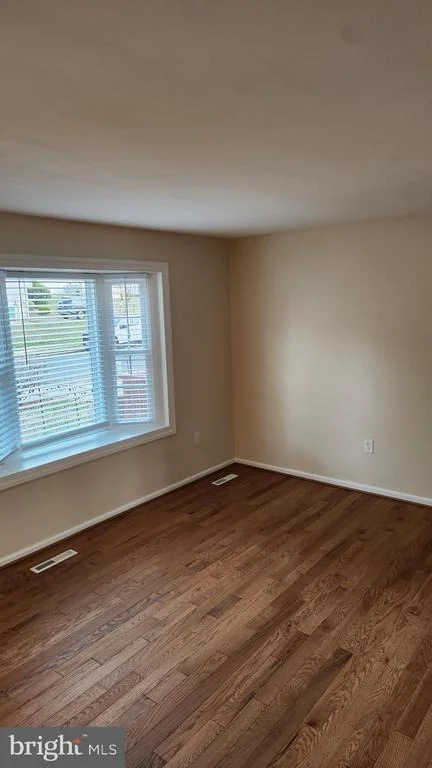 Photo of 1050 BRIGHTLEAF DRIVE