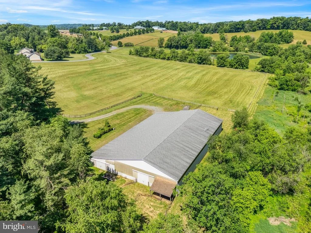 Photo of 12762 BARNETT DRIVE