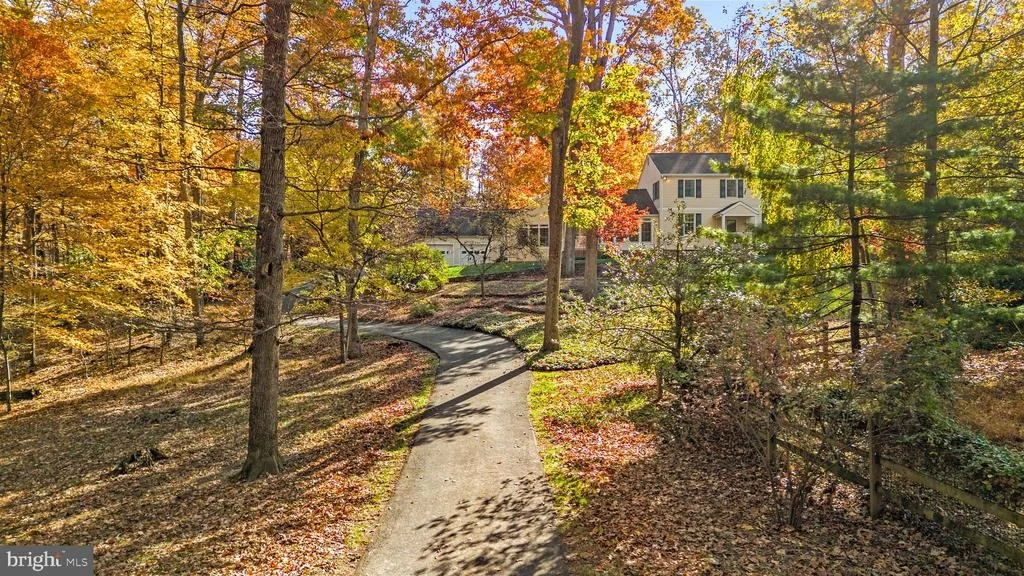 Photo of 15720 COMUS ROAD