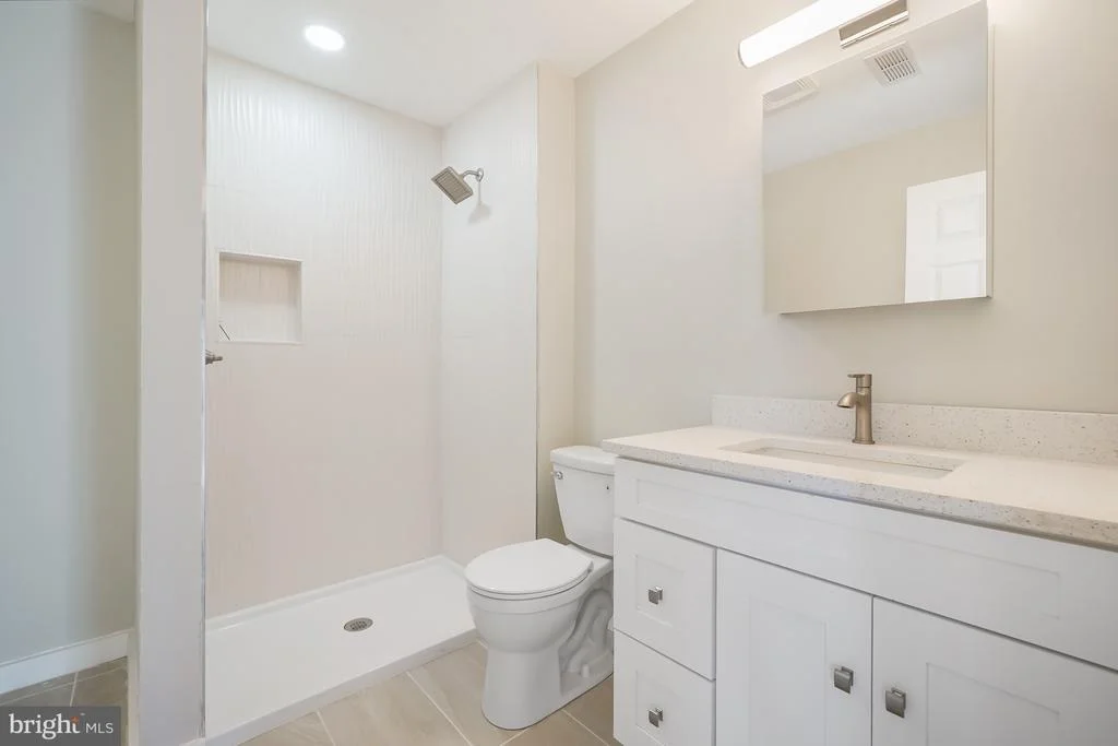 Photo of 1546 RIDGELY DRIVE