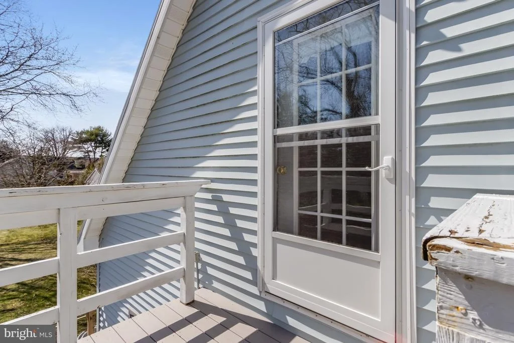 Photo of 15 HARBORVIEW ROAD