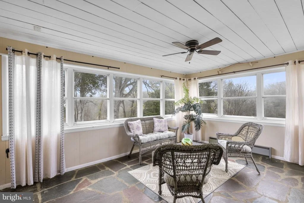 Photo of 16510 BATCHELLORS FOREST ROAD