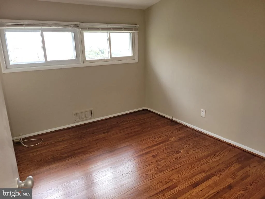 Photo of 6805 PIMLICO DRIVE