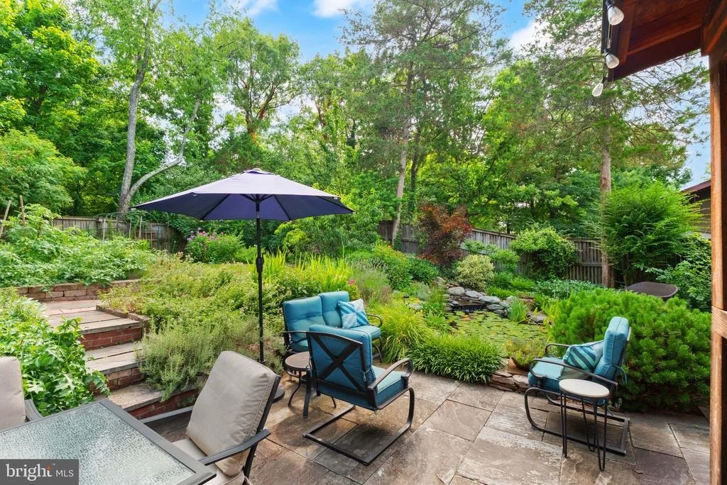 Photo of 314 AVONDALE DRIVE