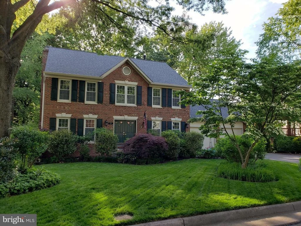 Photo of 7802 LAKELAND VALLEY DRIVE
