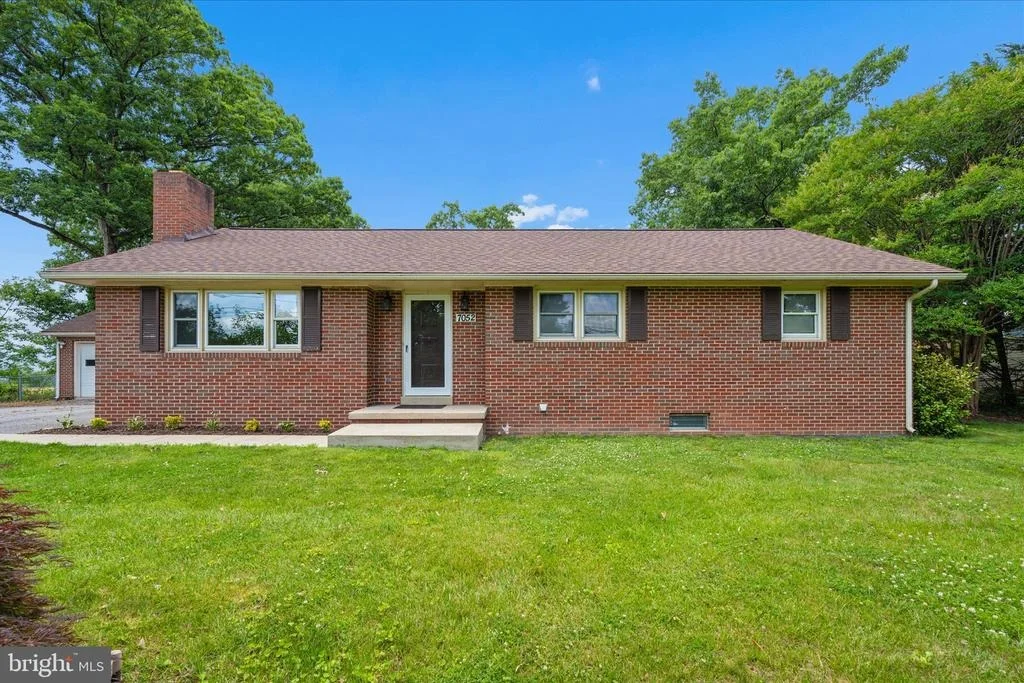 Photo of 7052 LINGANORE ROAD