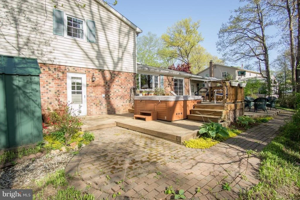 Photo of 6902 CONSERVATION DRIVE