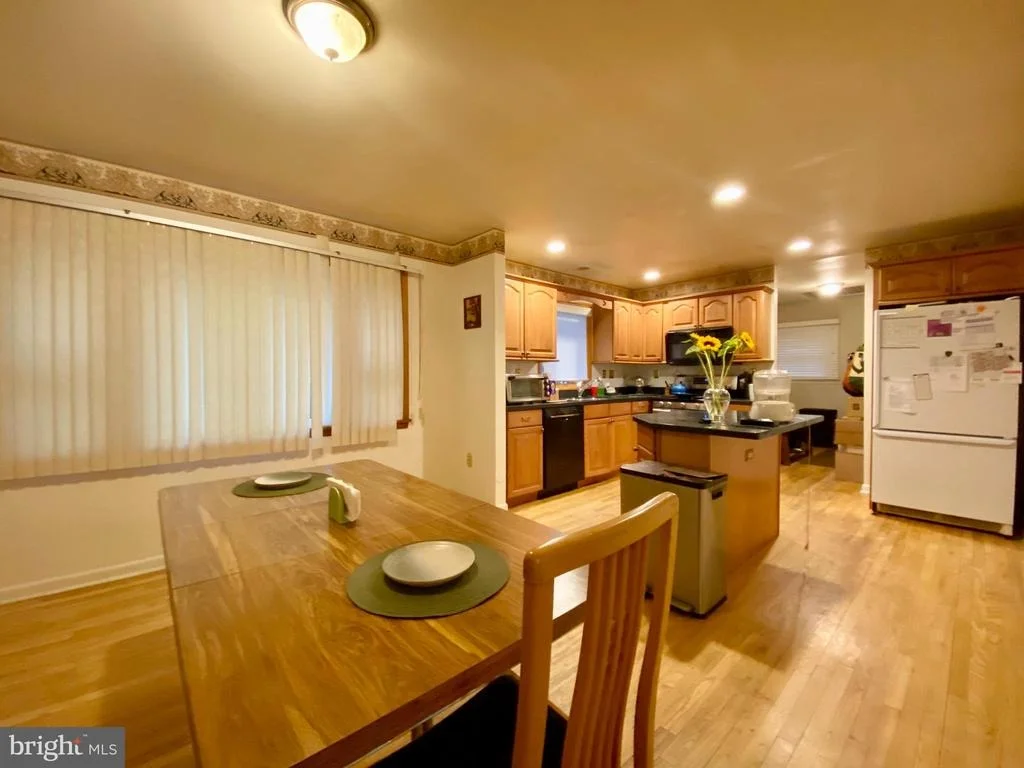 Photo of 418 MIDSTREAMS ROAD