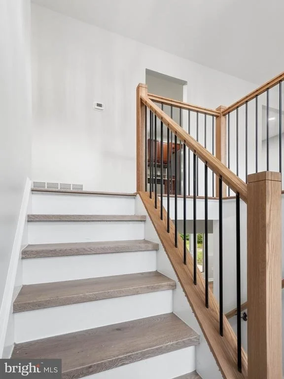 Photo of 33 BRIARCLIFF ROAD