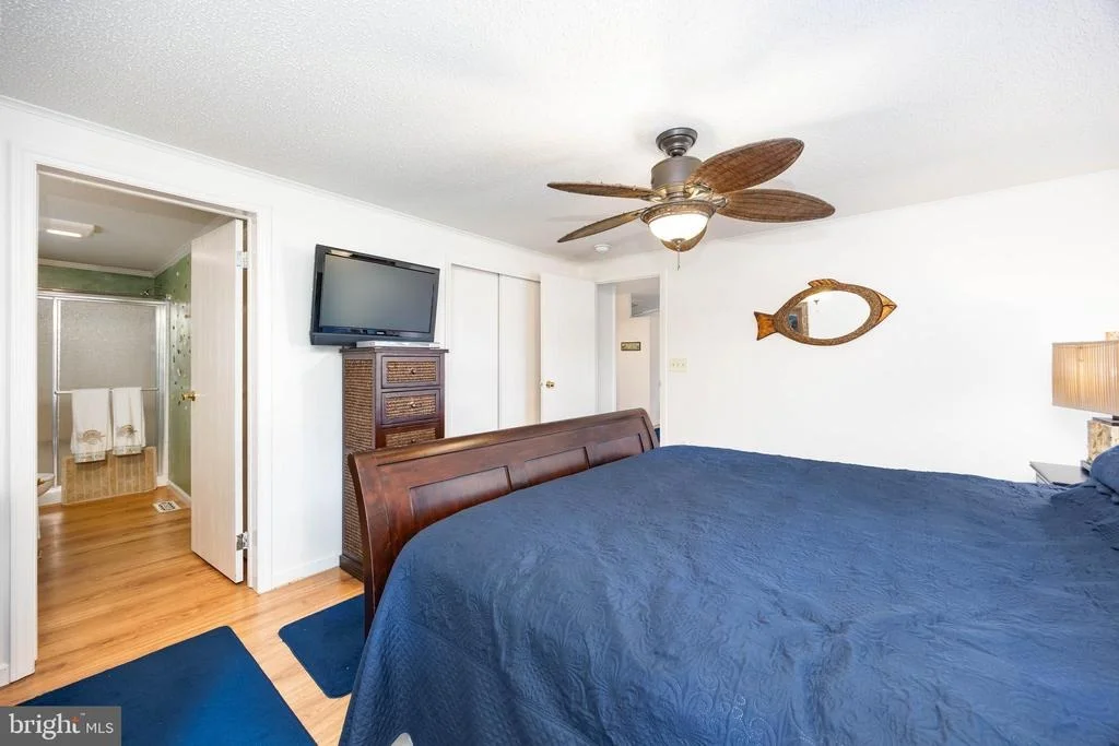 Photo of 7940 RIVERVIEW ROAD