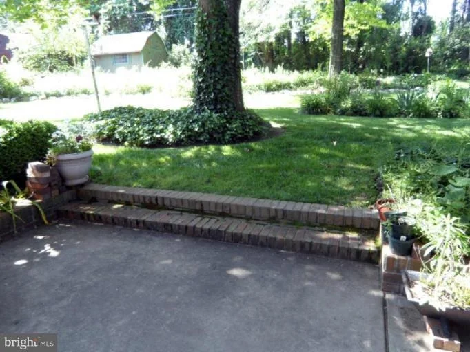 Photo of 5803 MEADOW DRIVE