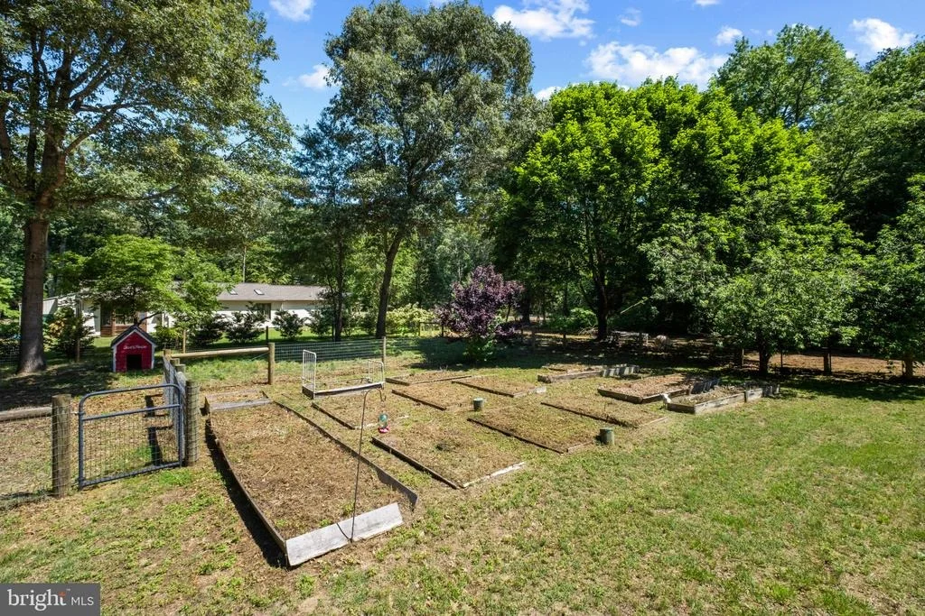 Photo of 23116 GILPIN POINT ROAD