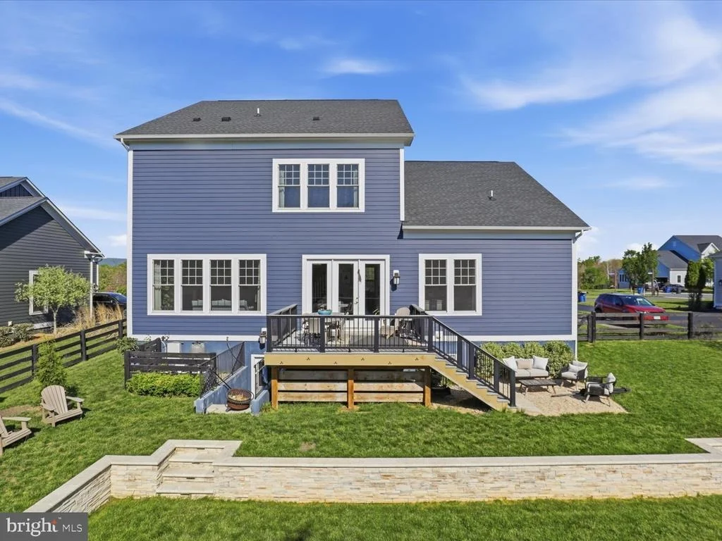 Photo of 25970 LIQUIDAMBAR LANE