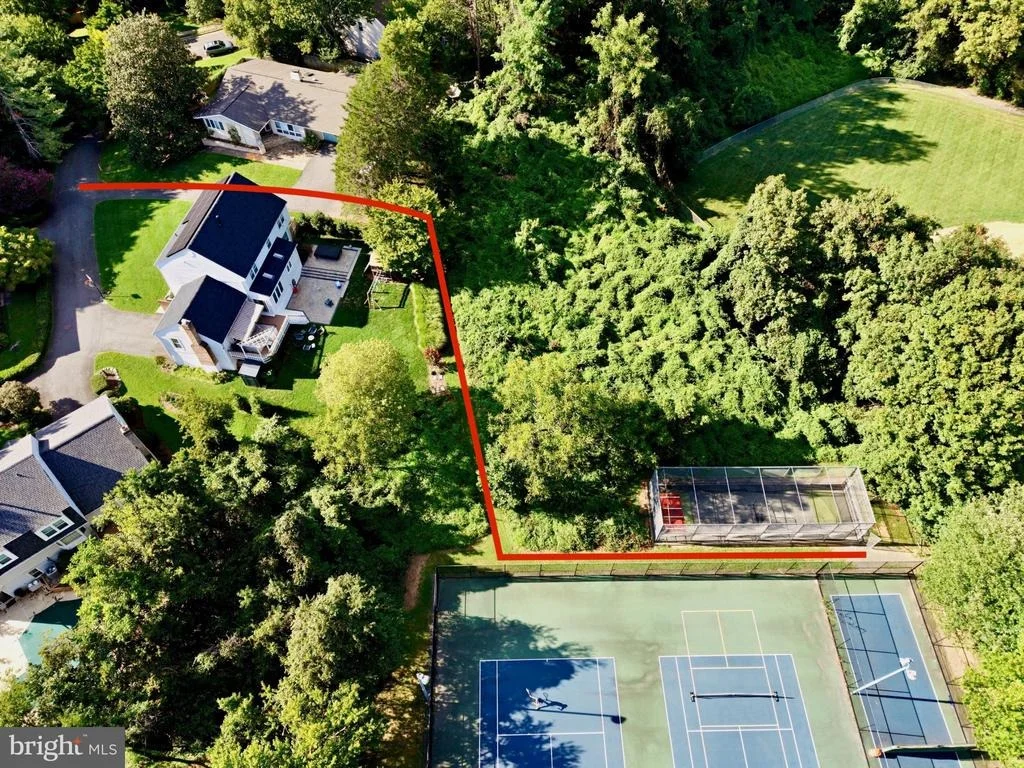 Photo of 1623 LINWAY PARK DRIVE