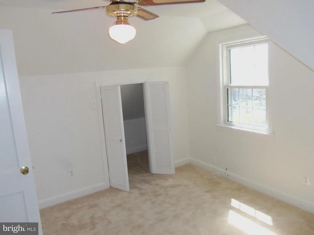 Photo of 10148 SUTHERLAND ROAD