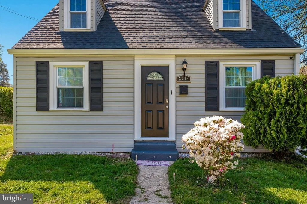 Photo of 2213 BRETON DRIVE