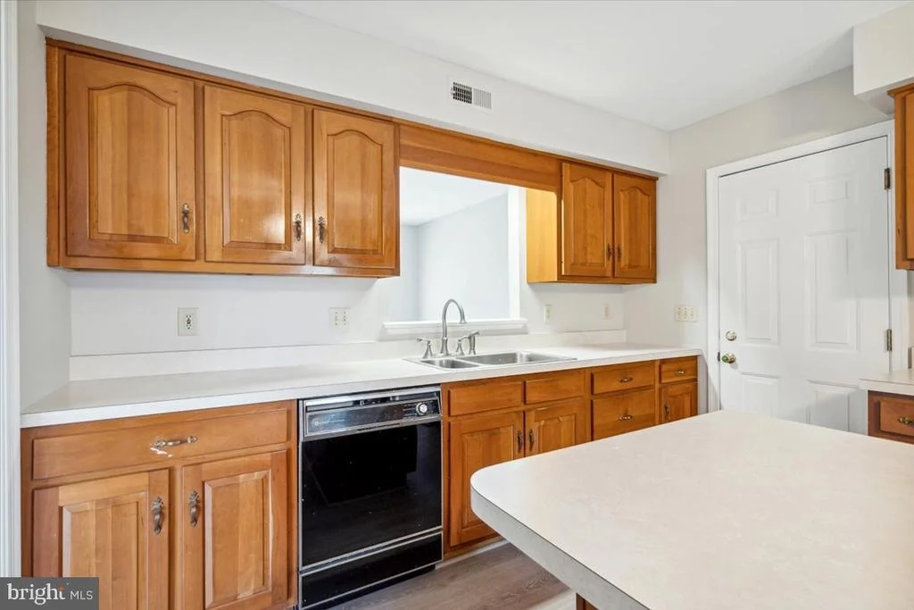 Photo of 7918 RIVER RUN COURT