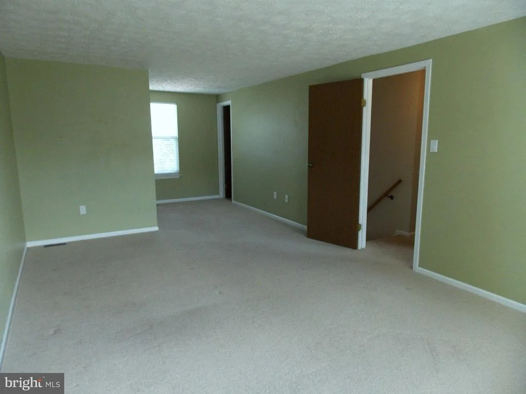 Photo of 7813 GRASSY GARTH GARTH