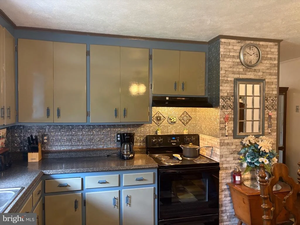 Photo of 2242 SHELBY ROAD