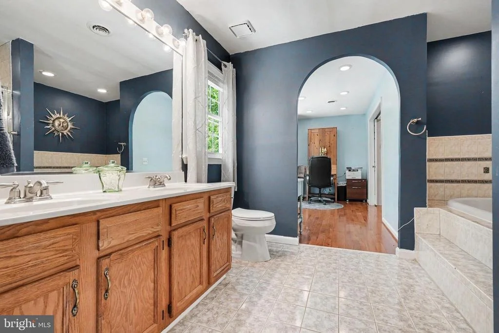 Photo of 1014 POTOMAC DRIVE