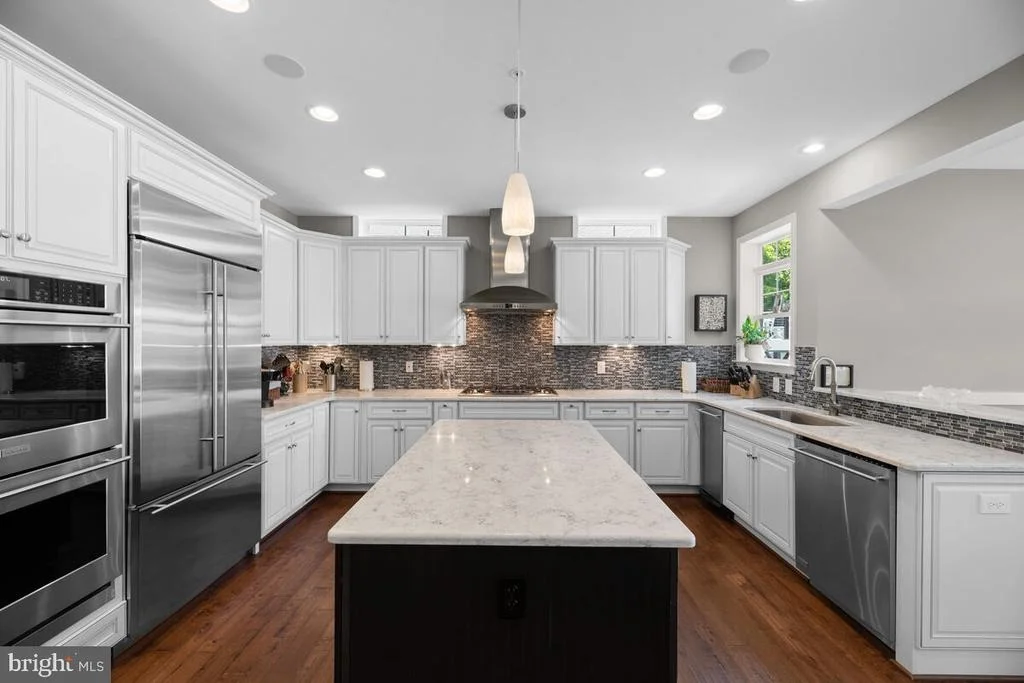 Photo of 1162 OAK VIEW DRIVE