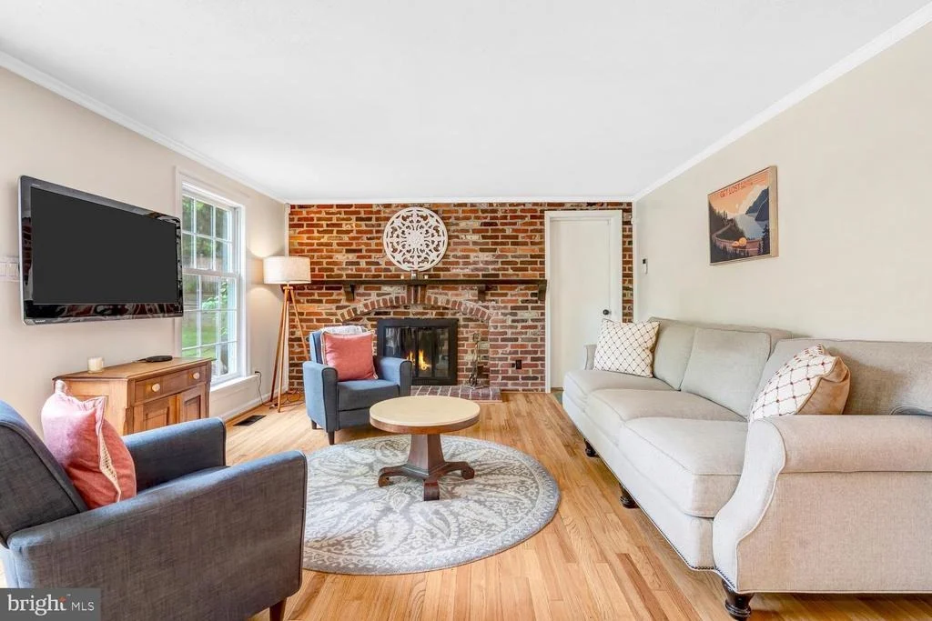 Photo of 4212 PICKERING PLACE