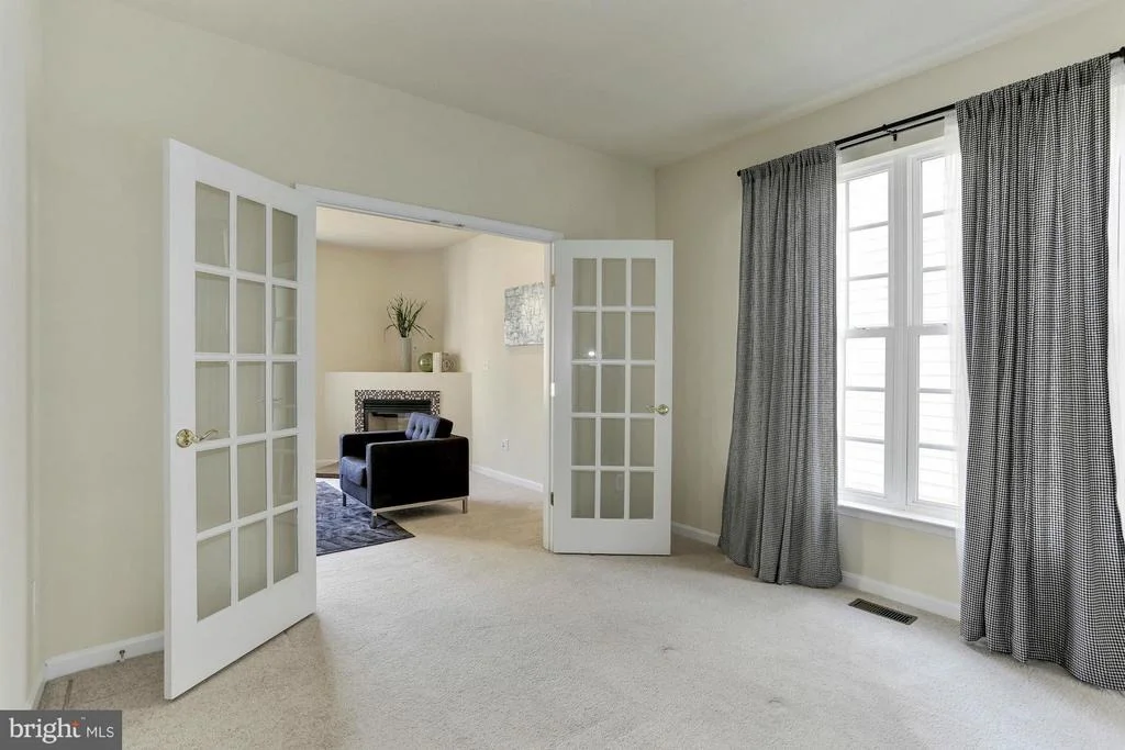 Photo of 7585 LINDBERG DRIVE