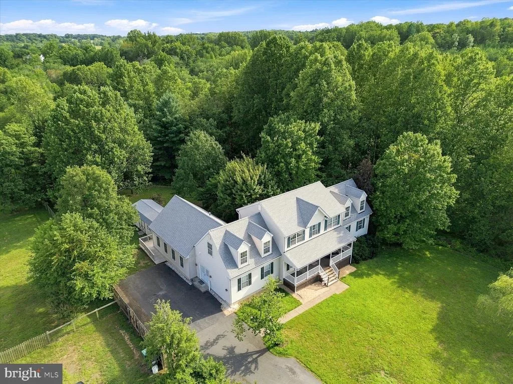 Photo of 13240 WINDMILL WAY