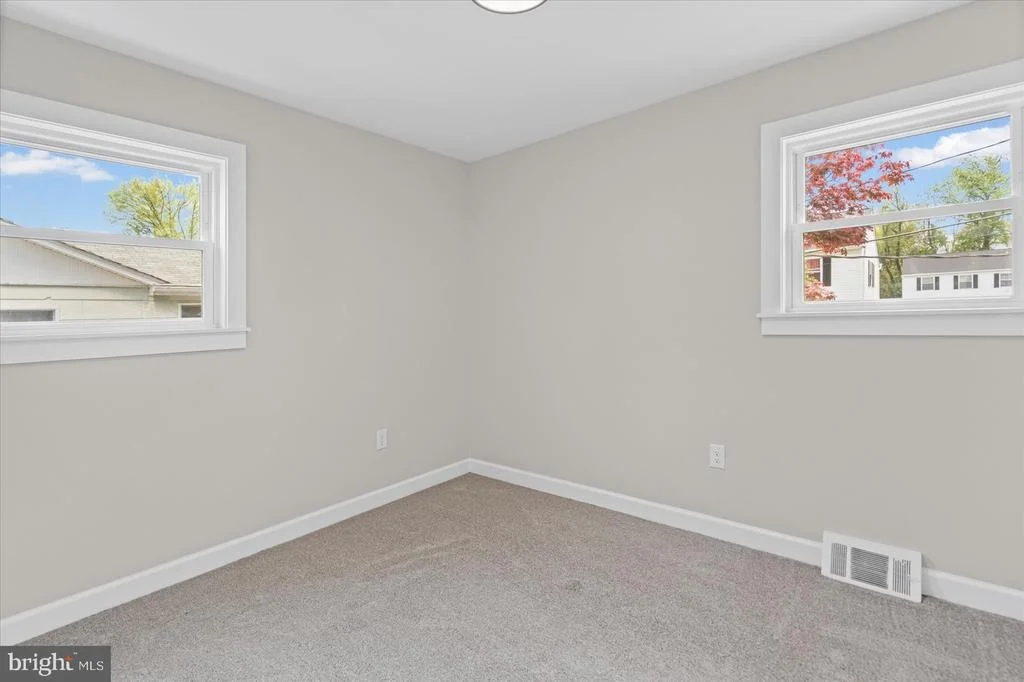 Photo of 247 CANDYTUFT ROAD