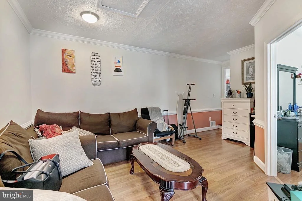 Photo of 1800 LAWNVIEW DRIVE