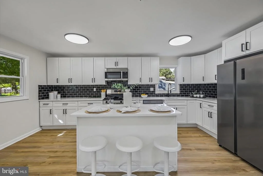 Photo of 15 PENNY LANE