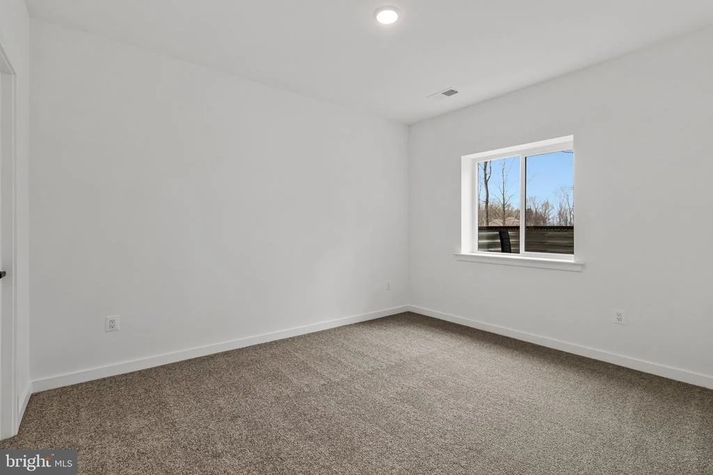 Photo of 2000 ARAM DRIVE