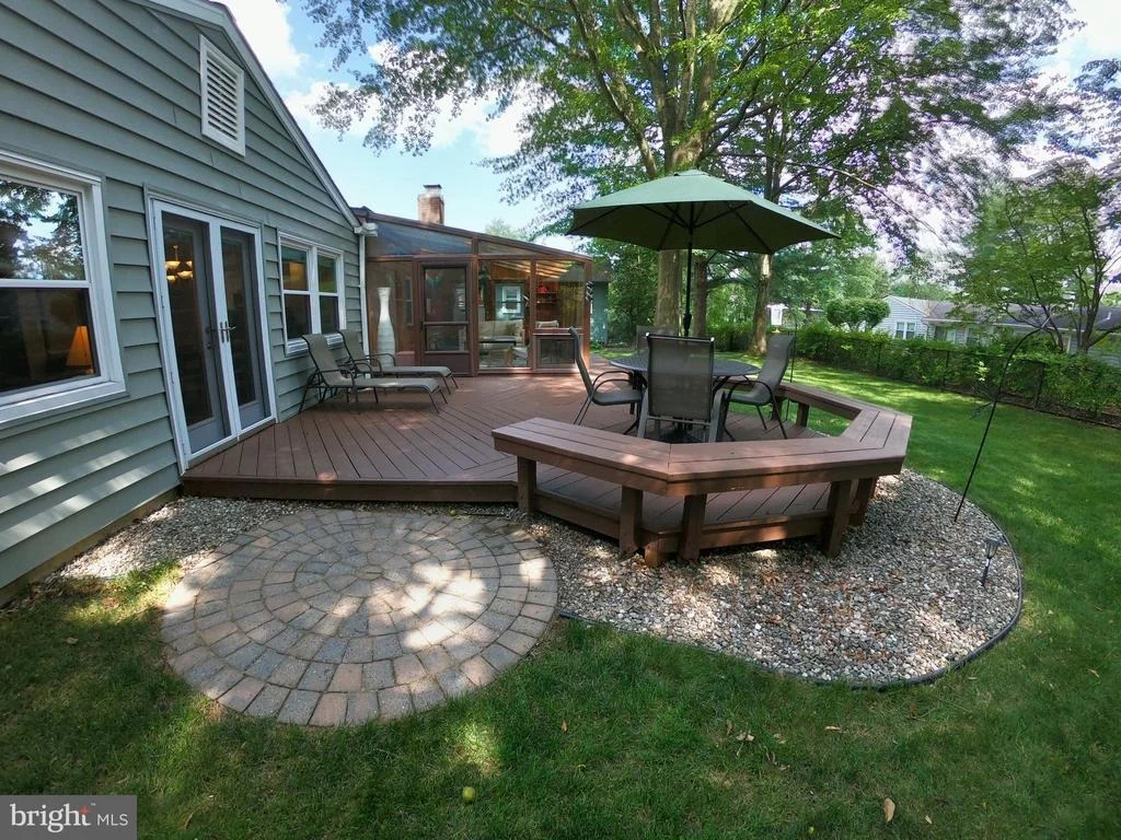 Photo of 14001 BETHPAGE LANE