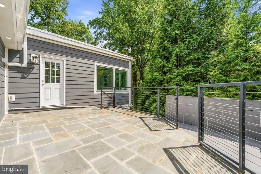 Photo of 9416 HOLBROOK LANE