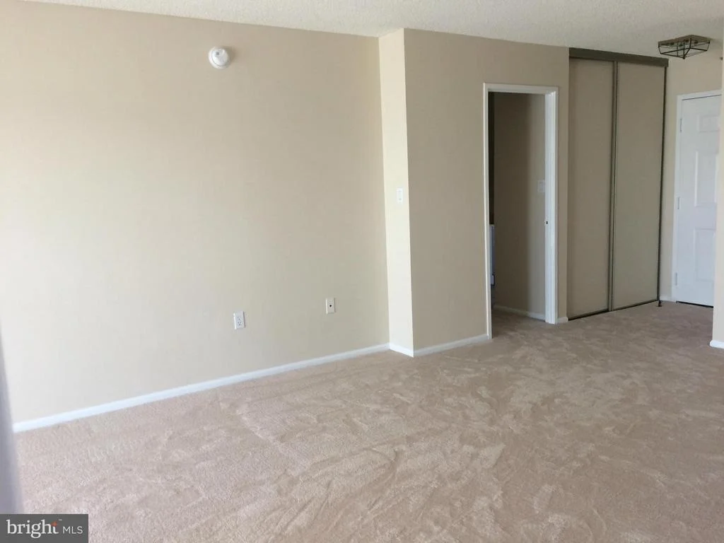 Photo of Unit 21005 at 15107 INTERLACHEN DRIVE