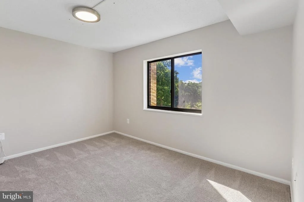 Photo of Unit 2620 at 15107 INTERLACHEN DRIVE