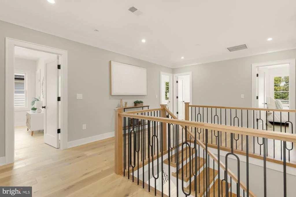 Photo of 9508 FOREST ROAD