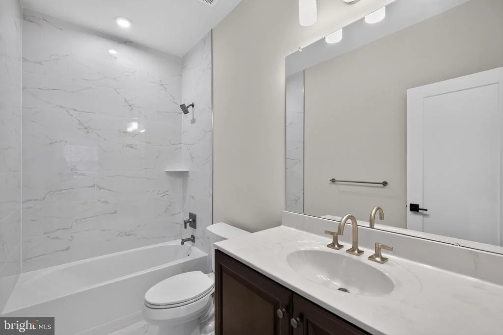 Photo of 127 ALROY ROAD