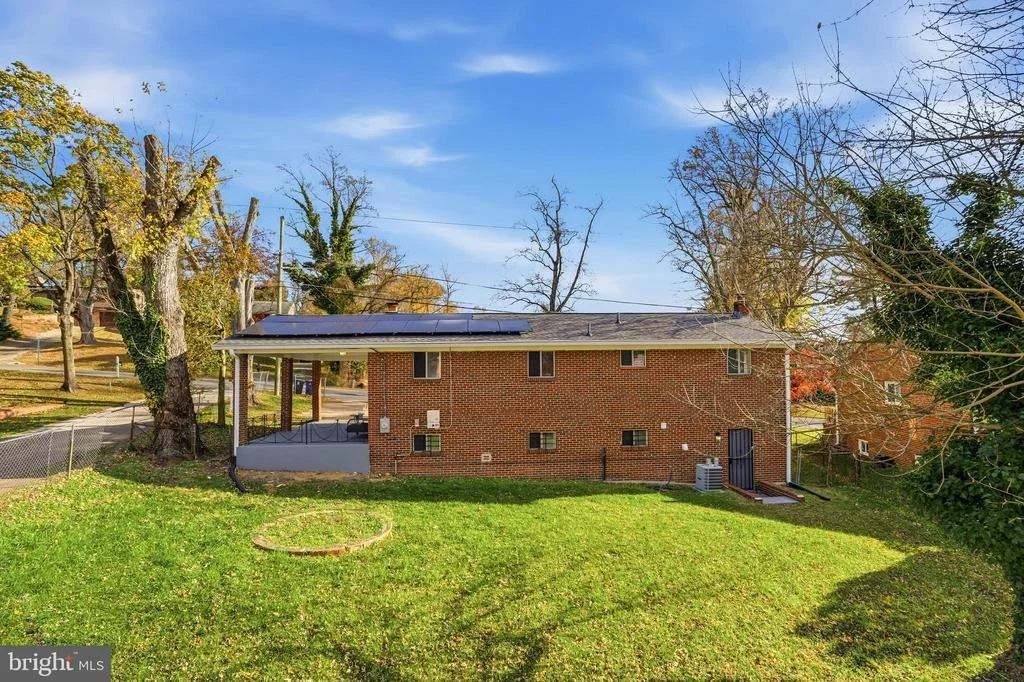 Photo of 1802 CLAYTON DRIVE