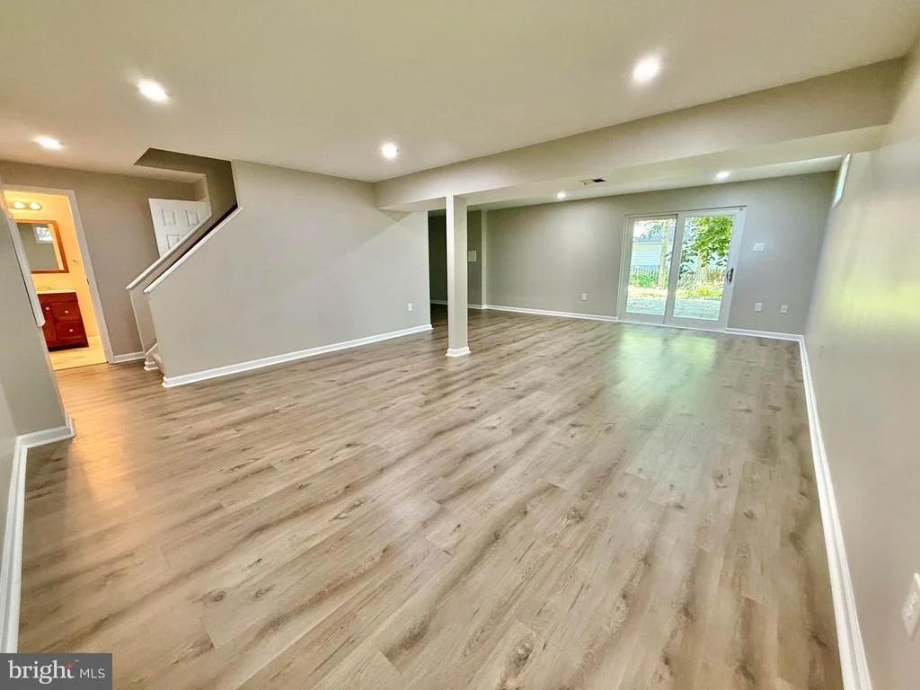Photo of 9714 CHURCH WAY