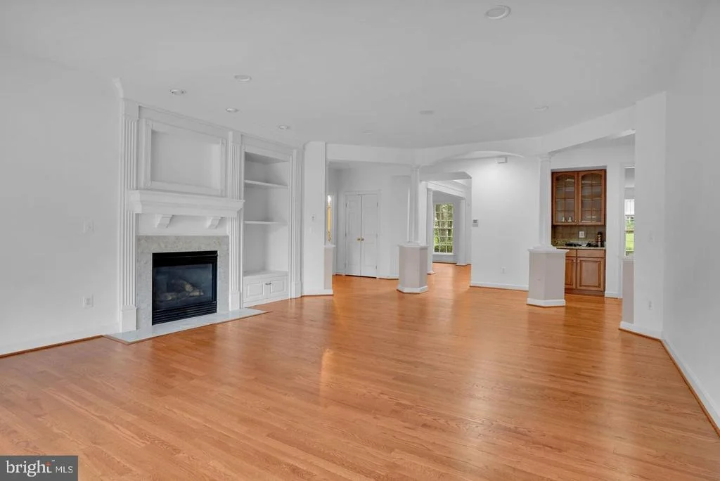 Photo of 2299 MOUNTAIN ROAD