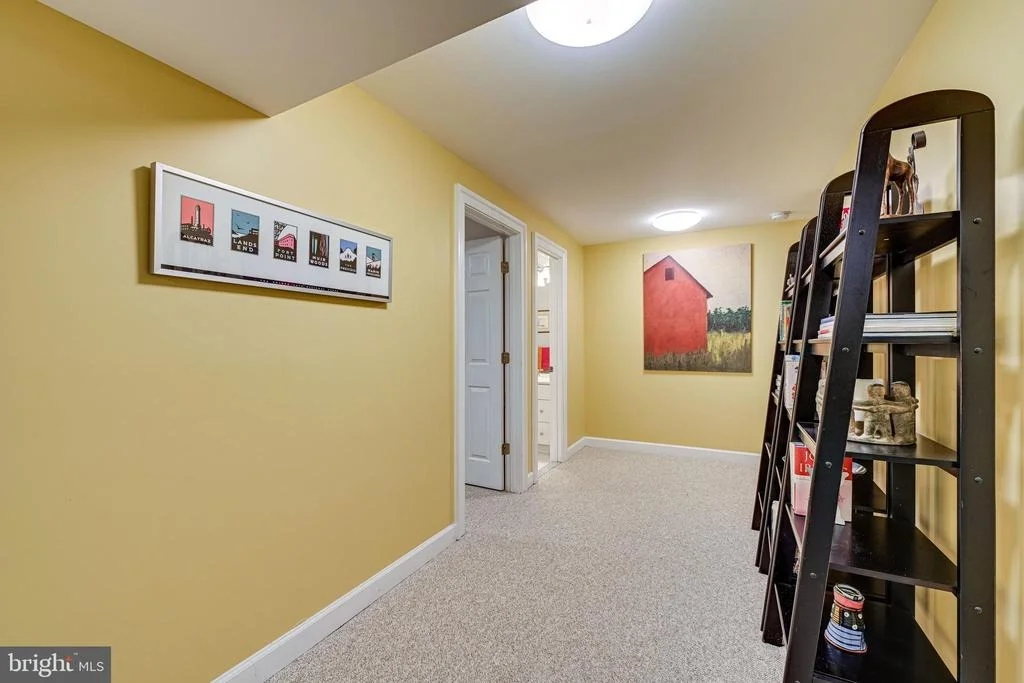 Photo of 9728 HIDDEN VALLEY ROAD