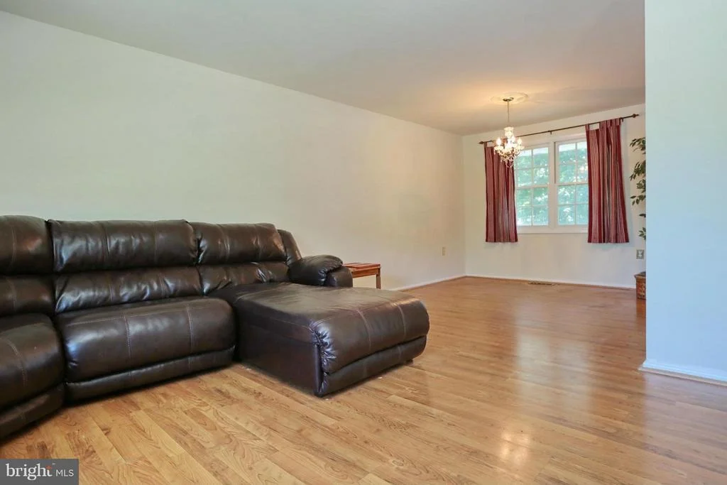 Photo of 2690 PINEWOOD DRIVE