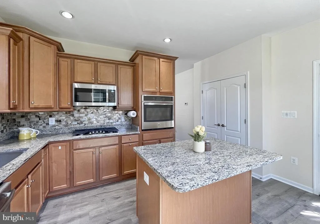Photo of 9720 BALLS BLUFF DRIVE
