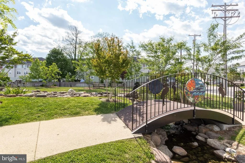 Photo of 900 WALNUT AVENUE