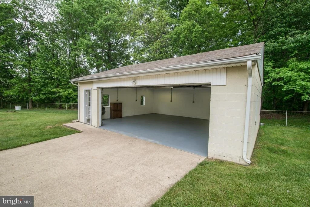 Photo of 12902 FOREST VIEW DRIVE