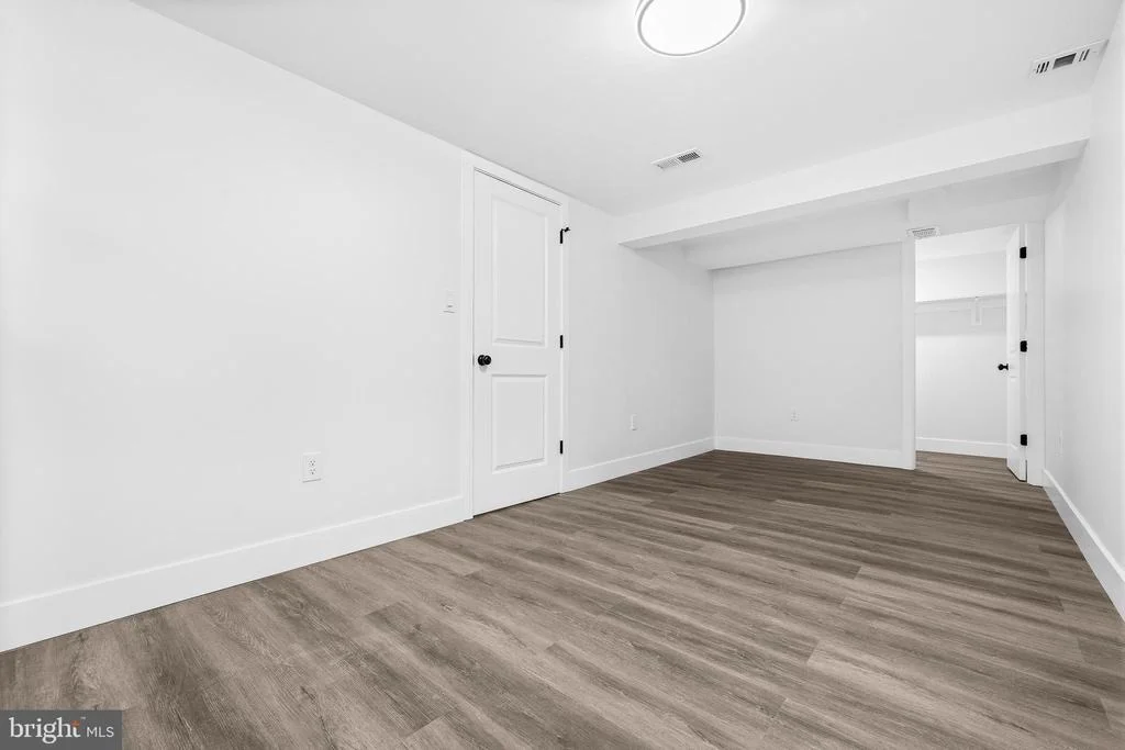 Photo of 4501 APPLE TREE DRIVE