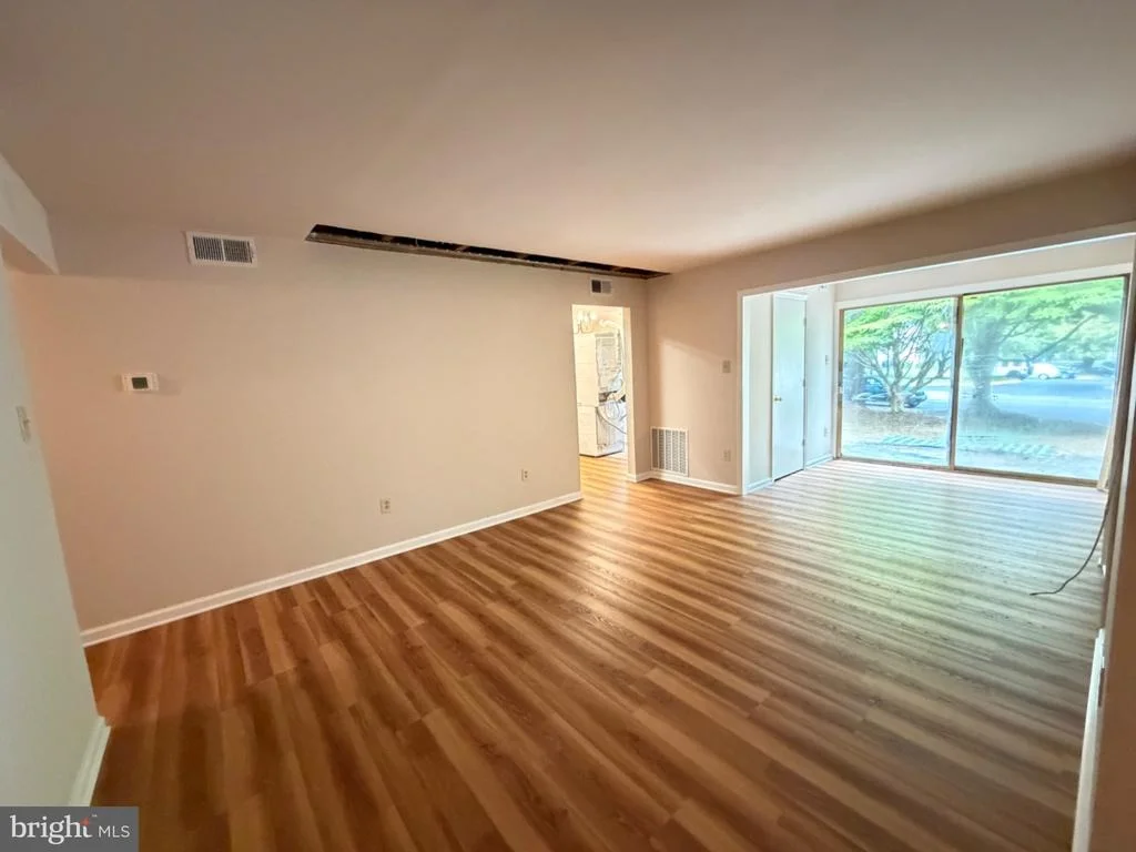 Photo of Unit 12CA at 2403 NORMANDY SQUARE PLACE