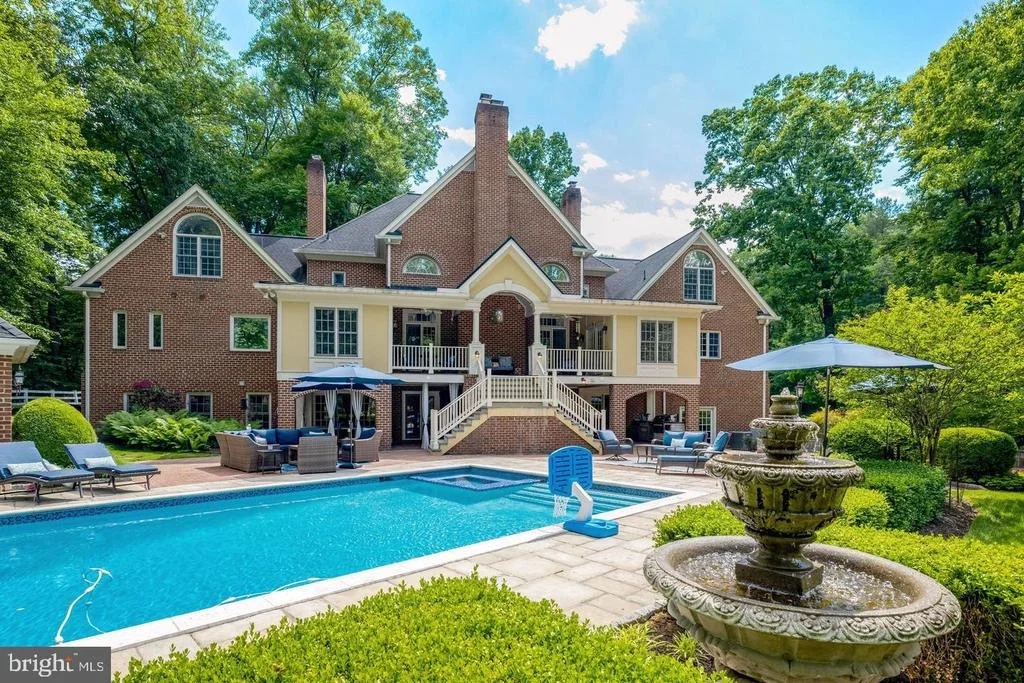 Photo of 105 INTERPROMONTORY ROAD