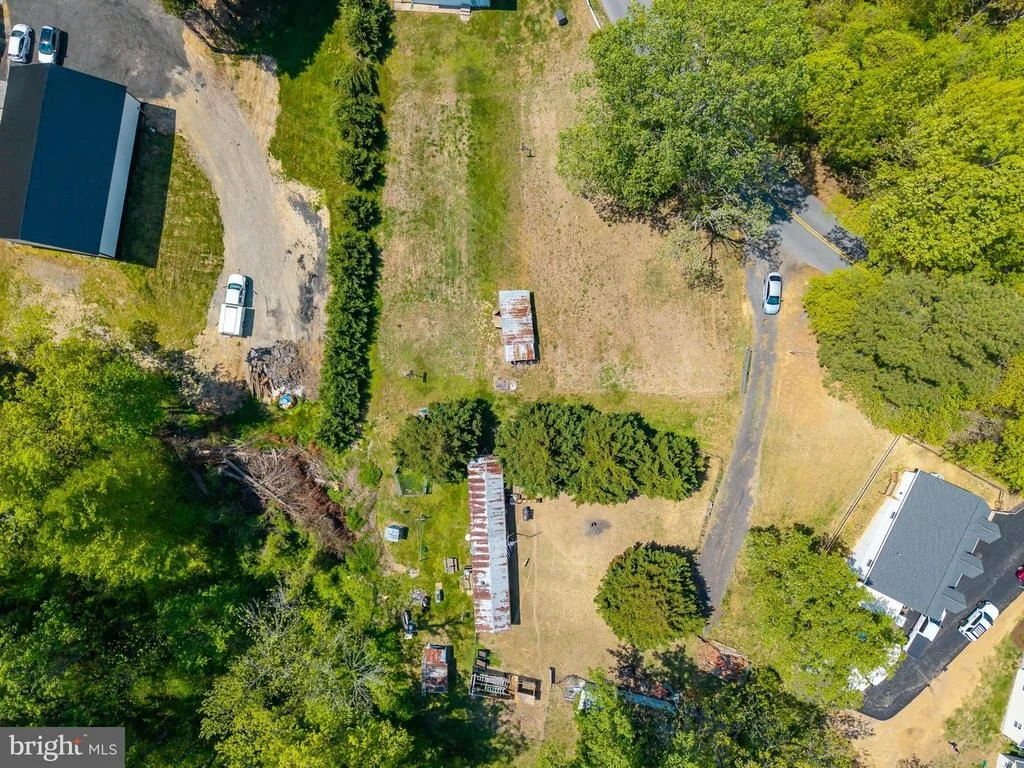 Photo of 735 CLAGGETT ROAD